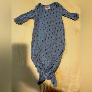 Hanna Andersson Bamboo Radish Tie Gown 0-3 months